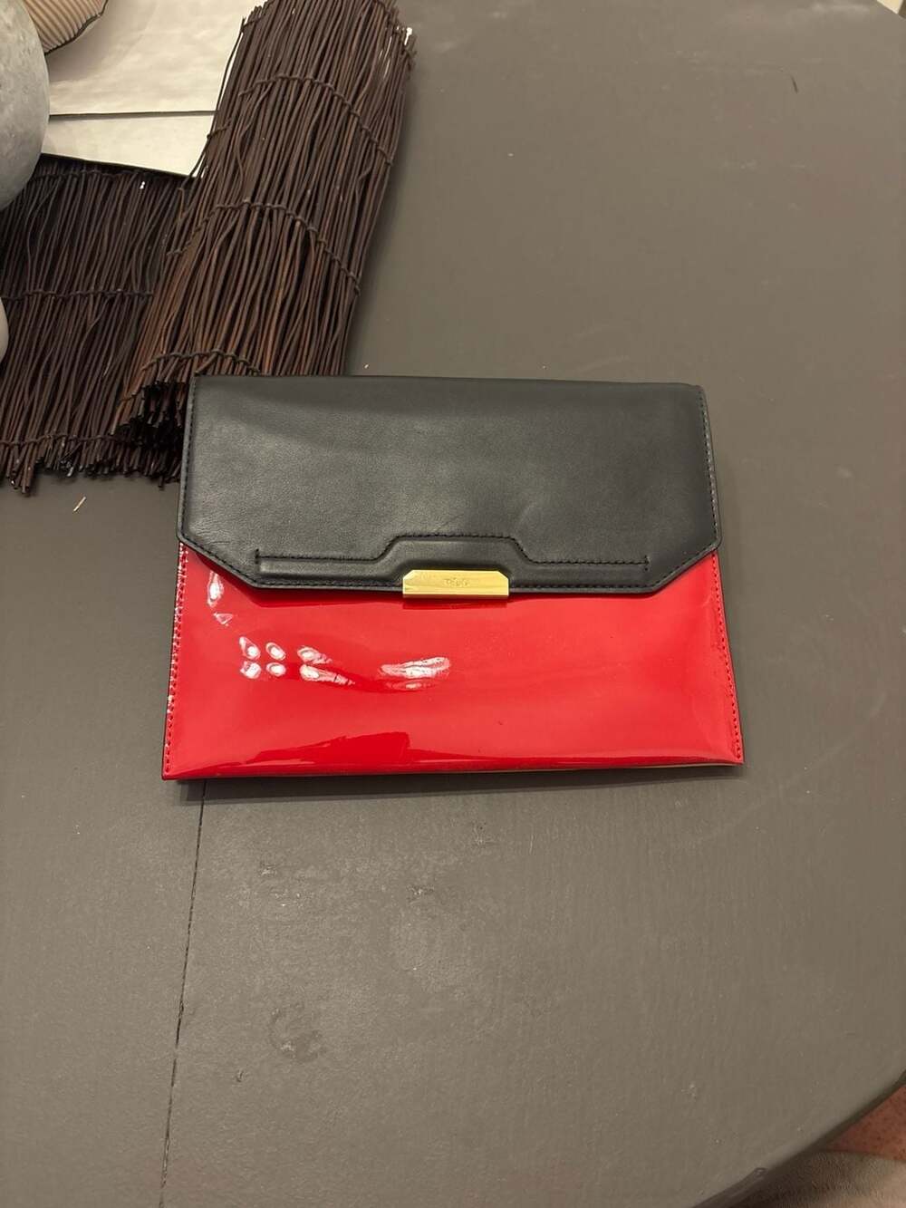 Lauren Ralph Lauren Mitford Amery Medium Shoulder Bag Red Black Patent Leather